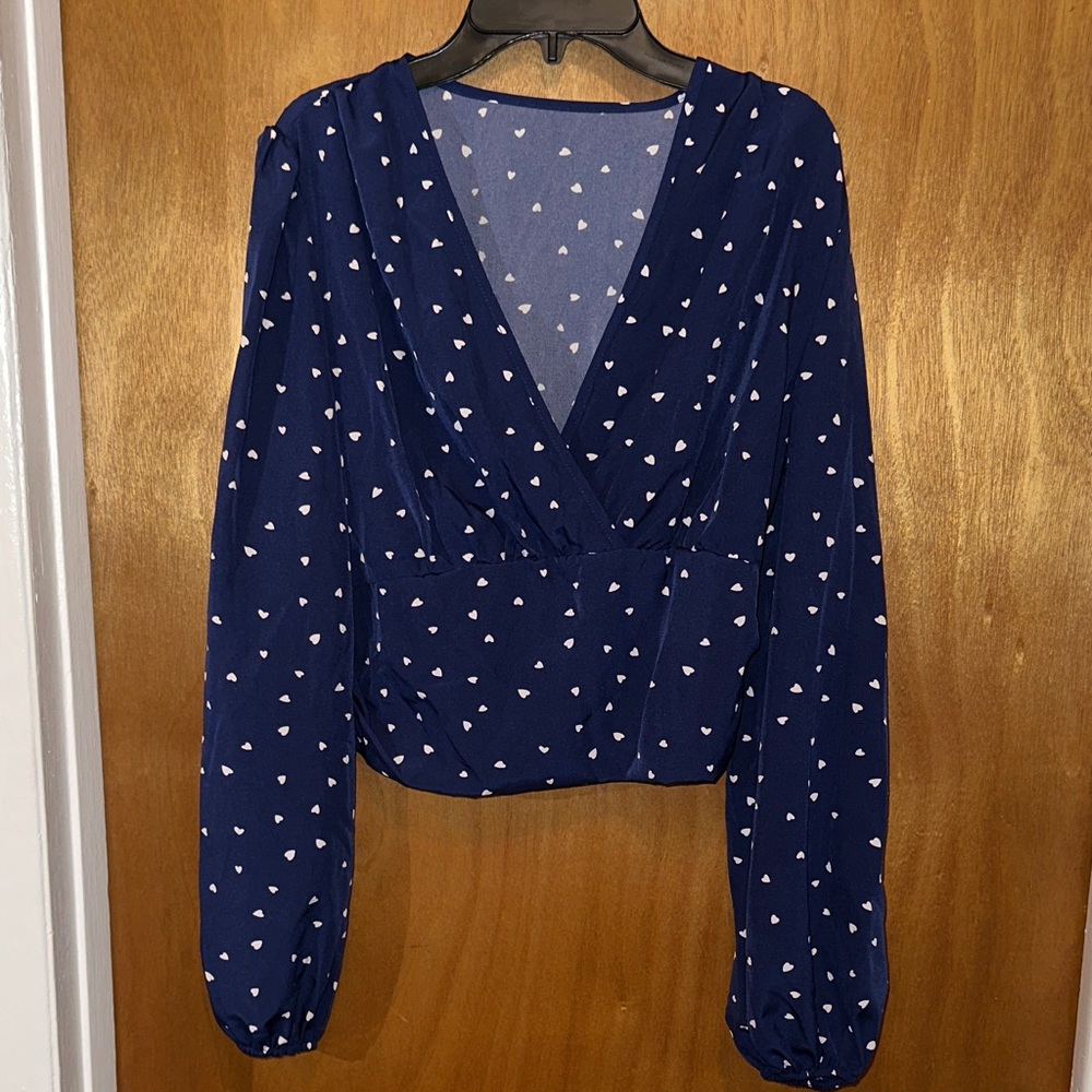 SHEIN Deep Blue Heart Pattern Cropped Blouse